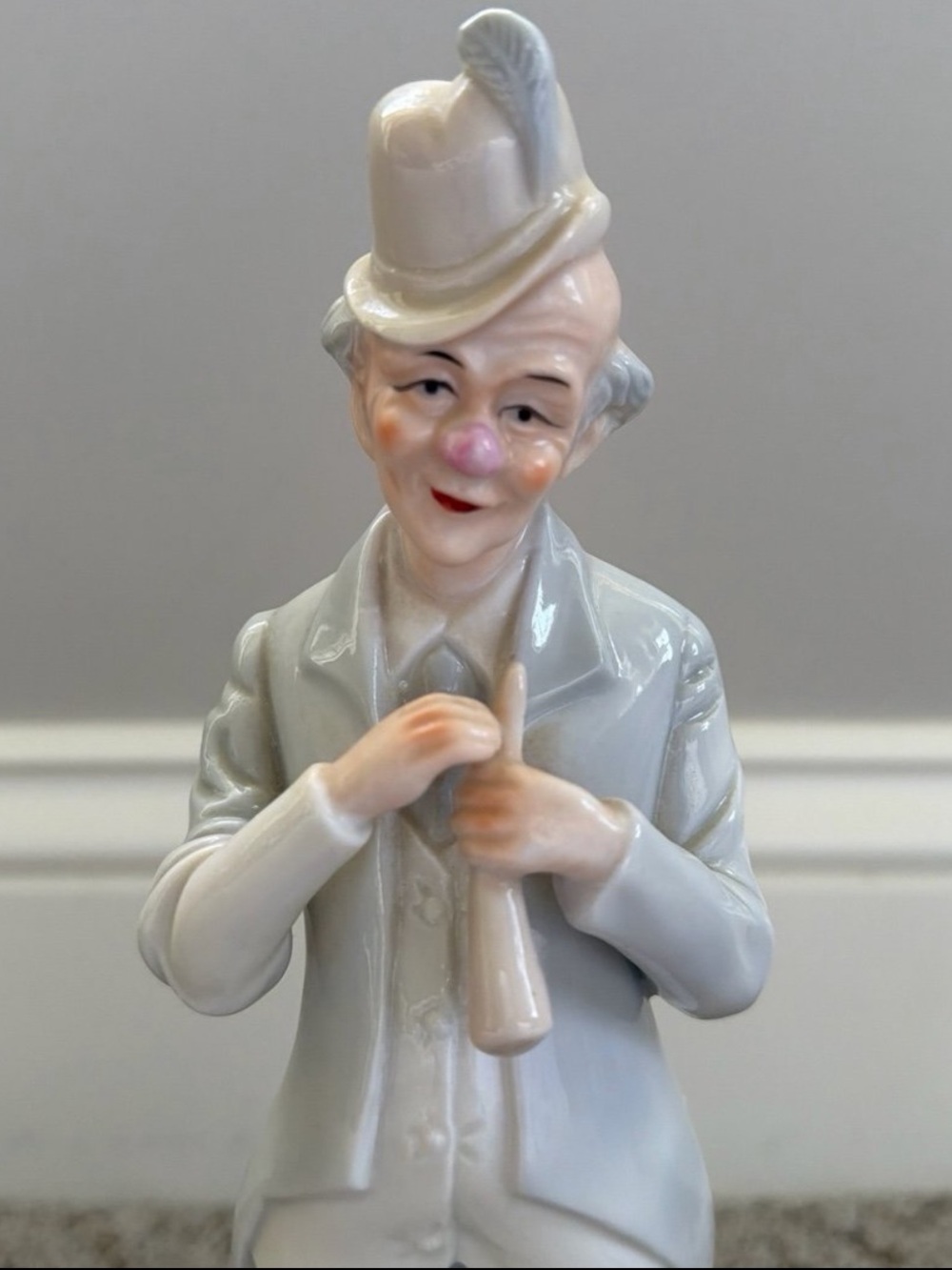 Vintage KMP Porcelain Figurine Clown Playing the Horn Musical Trio - Picture 5 of 12